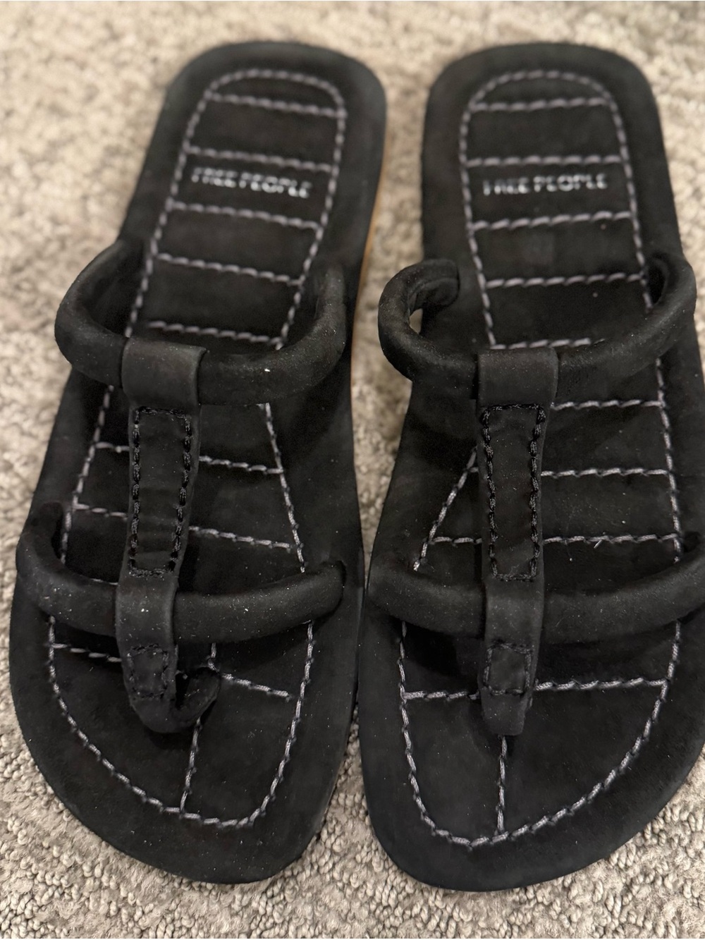 Size 9 - Free People Black Double-Loop Toe-Post Sandals